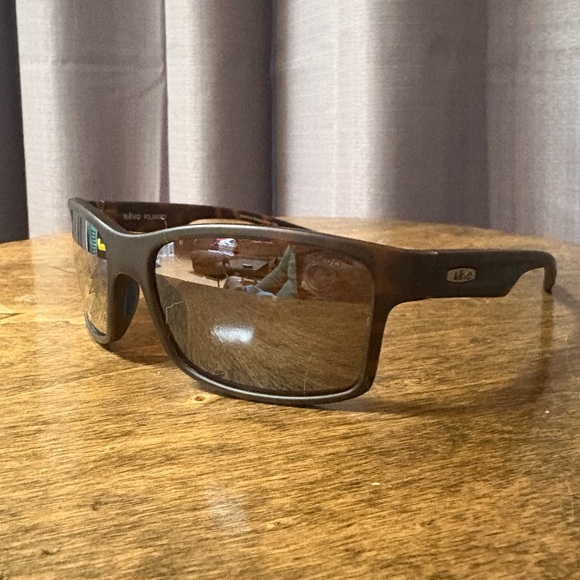 Revo Polaris Polarized Sunglasses - Picture 5 of 8